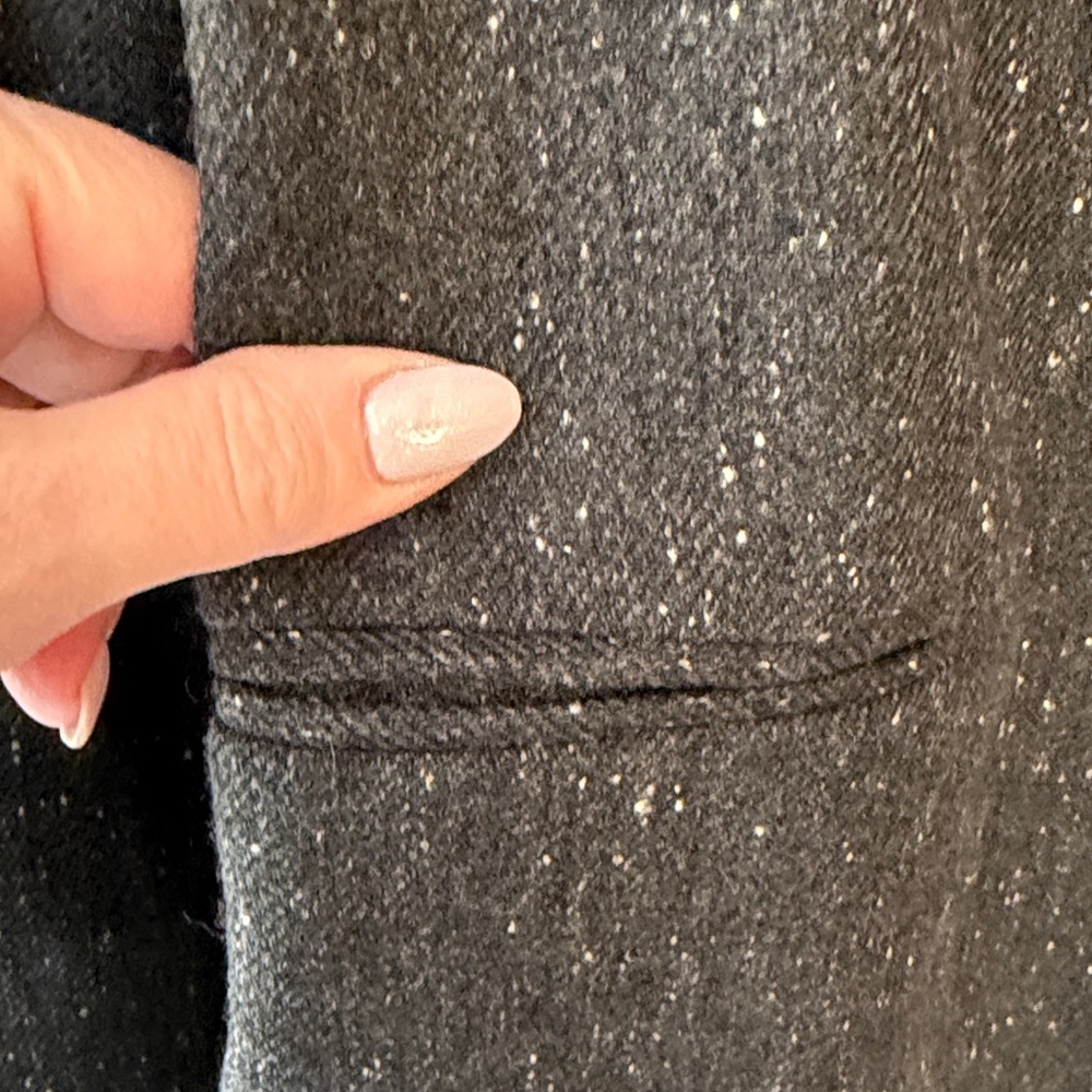 Nordstrom Textured Boyfriend Blazer Size Large Grey Charcoal Speckle Tweed - Picture 5 of 10